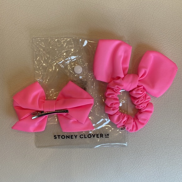 Stoney Clover Lane Matching Bow & Scrunchie Set (NWT) 💗🎀 - Picture 5 of 7